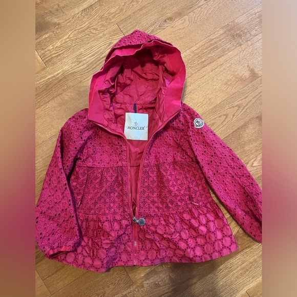 Beloved Pink Moncler 4 year old light jacket with details - Picture 1 of 4